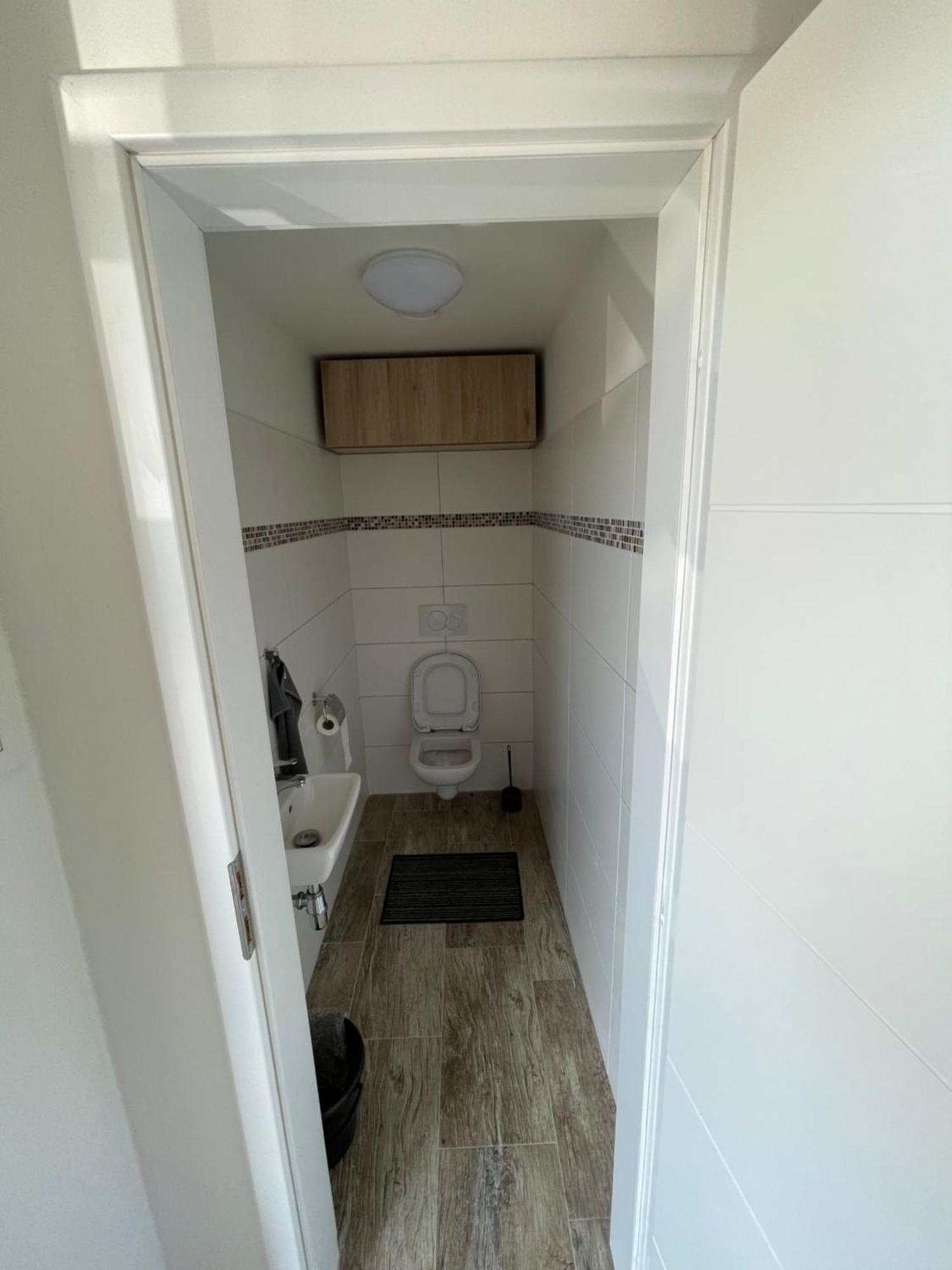 Lake View Apartments Near Golf Resort Kuneticka Hora, Dritec 파르두비체 객실 사진
